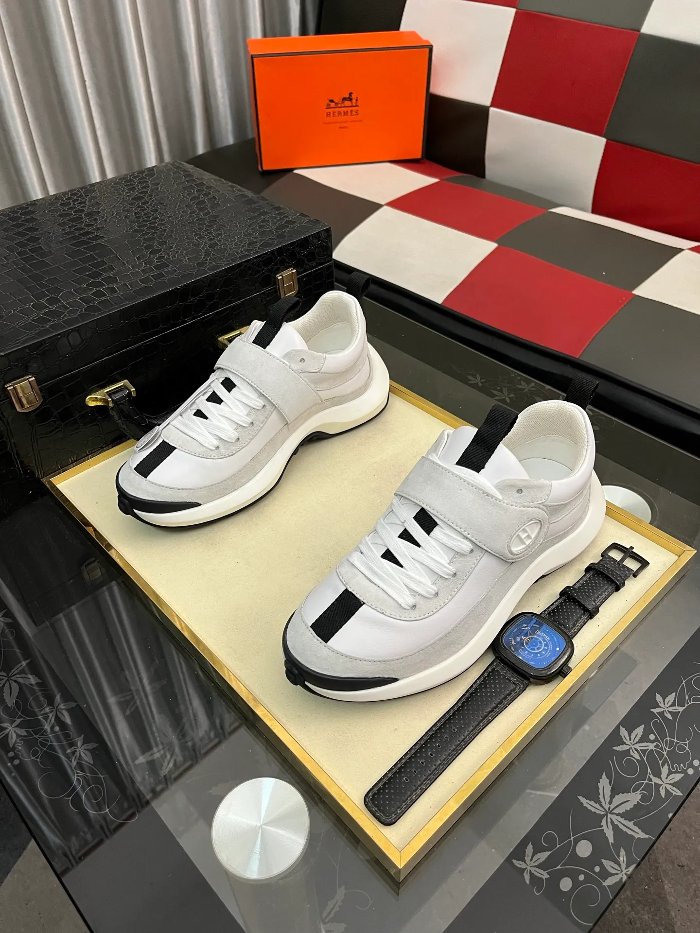 Men's shoes 💰660⌚️⌚️【HERMES】Hermès - High-end quality original order·Casual sports shoes -Upper: 🔝Nappa calfskin, suede calfskin, shoe body sewn brand ´H´ totem, tongue brand logo cloth label -Inner: water-dyed cowhide -Outsole: ultra-light TPU foam rubber; two-color molded outsole -Ultra-high quality control and fine workmanship: outstanding (high-end, noble and classy) -Size: 36-44 (45, can be customized)